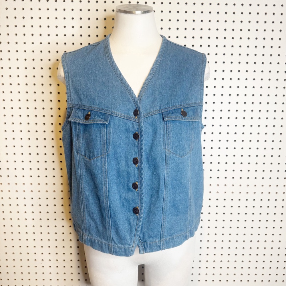 Vintage 1990’s | SH Jean Co Sag Harbor | Blue Denim Jean Vest Western Style